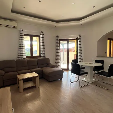 Apartment Authentische Sunshine Vinkuran