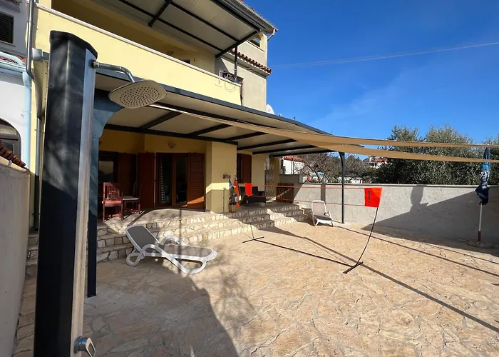 Authentische Sunshine Vinkuran